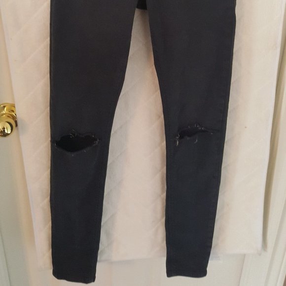 Black Topshop ripped Jeans - Picture 3 of 5
